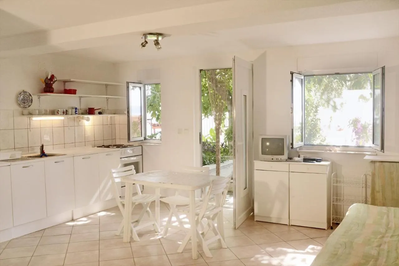 Apartments By The Sea Rastici, Ciovo - 2076 Trogir 0*,