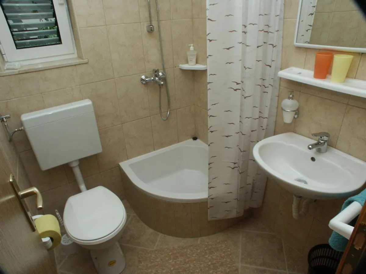 Apartments By The Sea Rastici, Ciovo - 2076 Trogir