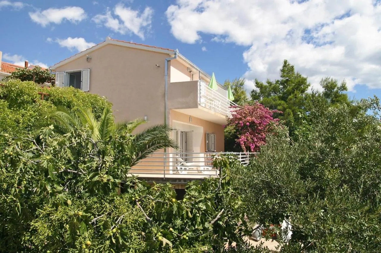 Apartments By The Sea Rastici, Ciovo - 2076